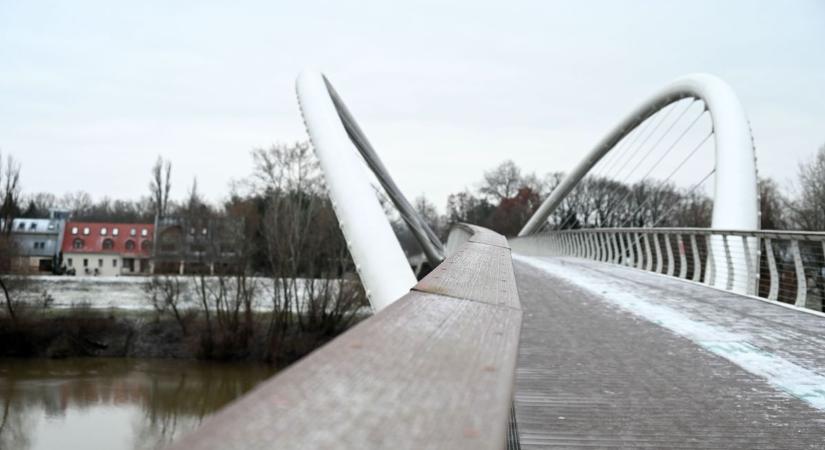 Bár elmúltak a fagyok, az igazi tavaszi felmelegedés még várat magára