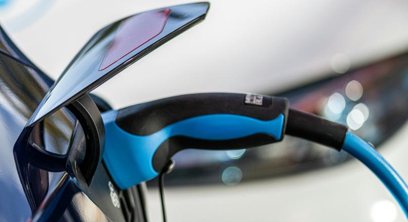 Kifacsarták a villanyautókat a hidegben – íme, az extrém teszt eredménye