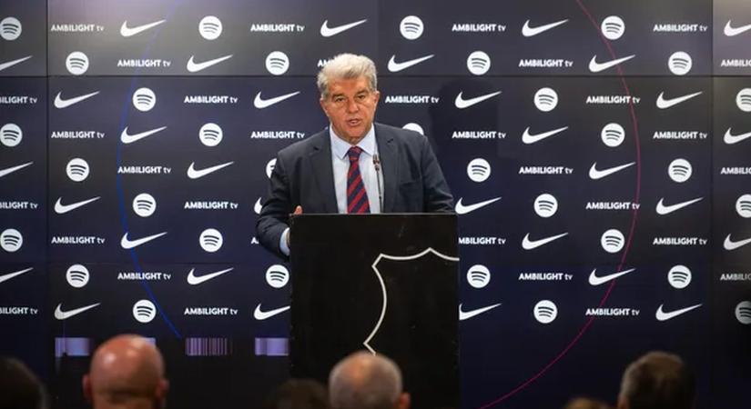 Bejelentkezett a Paris Saint-Germain játékosáért az FC Barcelona