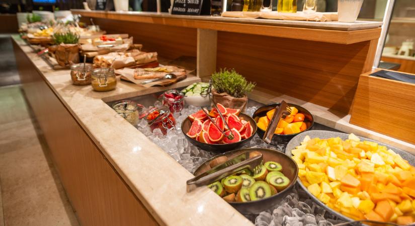 Svédasztalos reggeli a hotelekben: 5 étel, amit inkább hagyj ki
