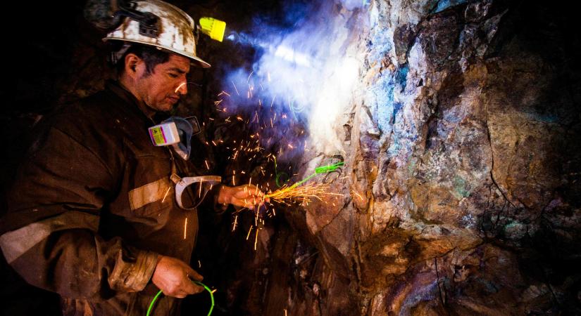 A mesterséges intelligencia hódítása és a zöldátállás lökdösi felfelé a réz árfolyamát