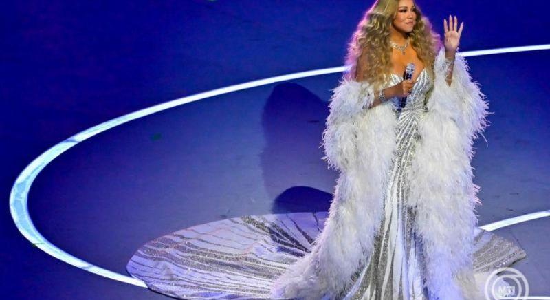 Zavar az olimpián: hamisan énekelt Mariah Carey