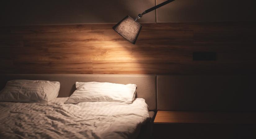 Élő pornó lett a hotelszobai magánéletből