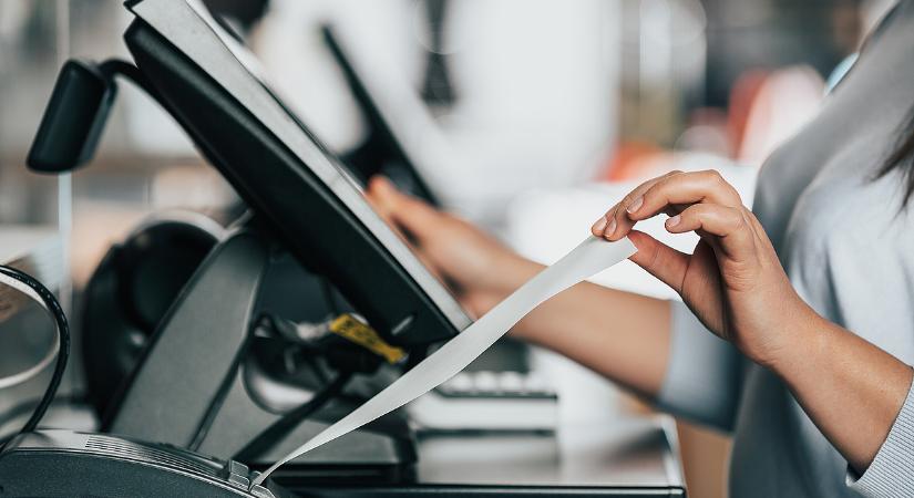 Menekülnek a vásárlók a bolti hitelektől, közben tarolnak a személyi kölcsönök