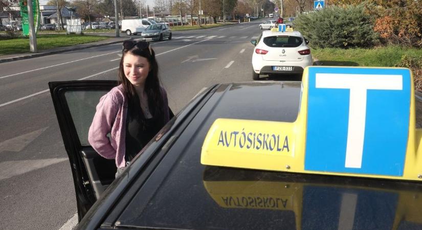 Kinyílik a világ a B-kategóriás jogosítványokkal – változnak a szabályok