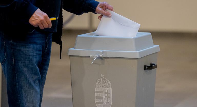 Dobrev Klára: Talán így lesz Orbán Viktornak 94 százaléka egy sorsdöntő területen