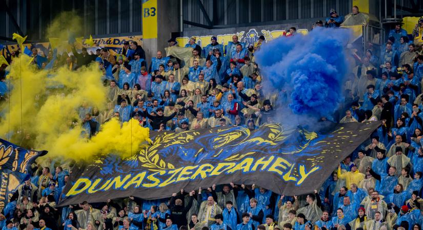 Kilencezer torokból szólt a Himnusz a szlovák bajnokin: magyargyűlölet és botrány a DAC–Slovanon