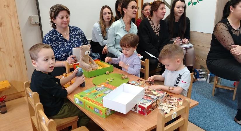 Dobókockával fejlesztik az óvodások matematikai képességeit