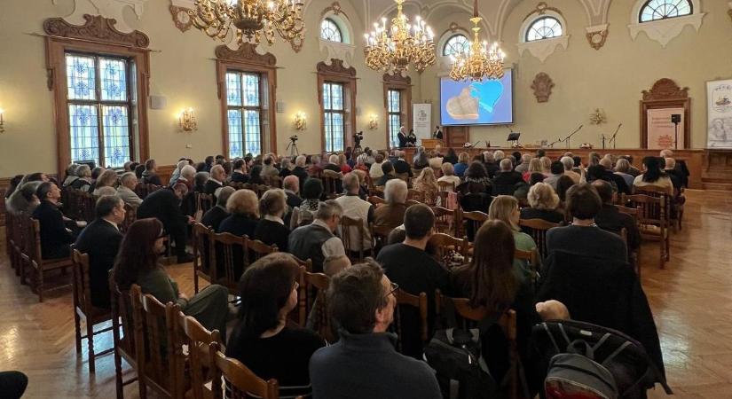 A házasság világnapját ünnepelték Pécsen