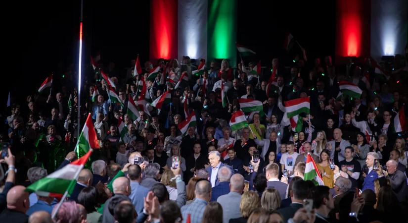 Háborúellenes Gyűlés: a szombathelyiek szerint a fiatalok jövője a tét