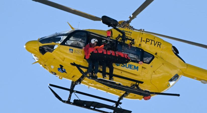 Óriásit bukott Lindsey Vonn, hordágyon, helikopterrel vitték le a hegyről – videó