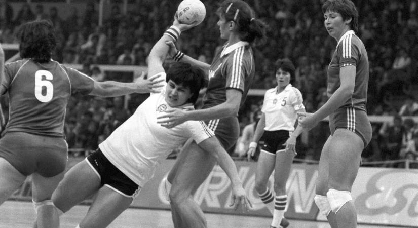 Gyász: elhunyt Krámerné Agócs Valéria