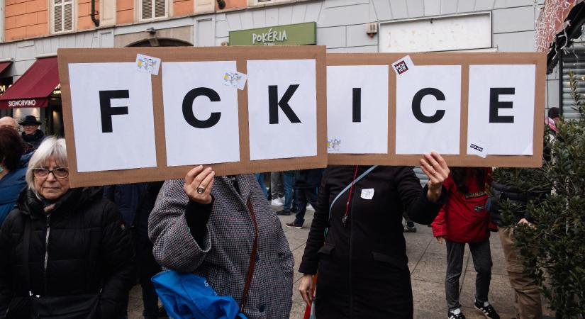 Súlyosan megbetegedett az ICE őrizetében egy 18 hónapos kislány