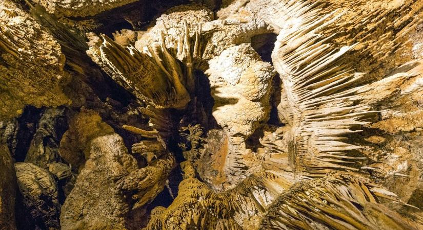 Ezért kell bezárni hosszú időre Aggtelek legkülönlegesebb barlangját – részletek