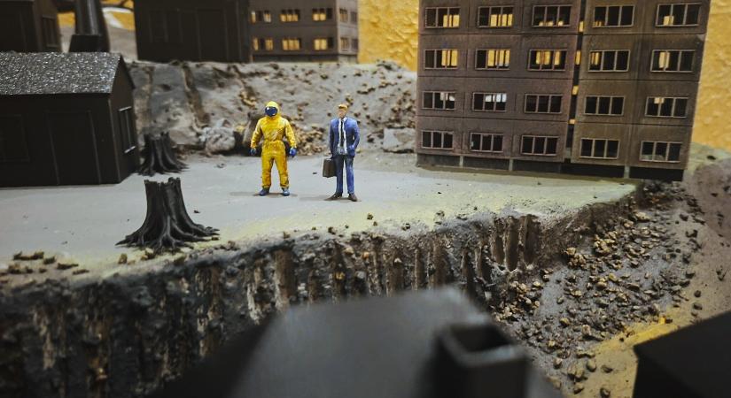 Ősbemutató a Trafóban: Capitalism for Children – Játékos nyomozás a kapitalizmus nyomában