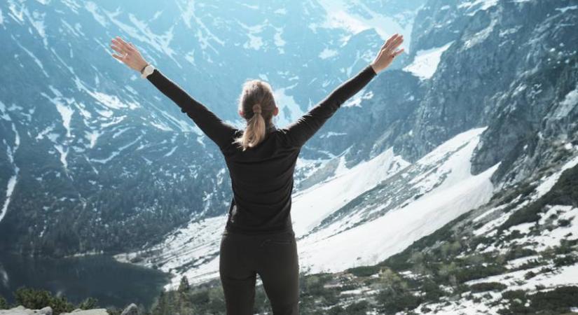 Erre az anyagra cseréld le a műszálas sportruhákat: elvezeti az izzadtságot és nem okoz bőrirritációt