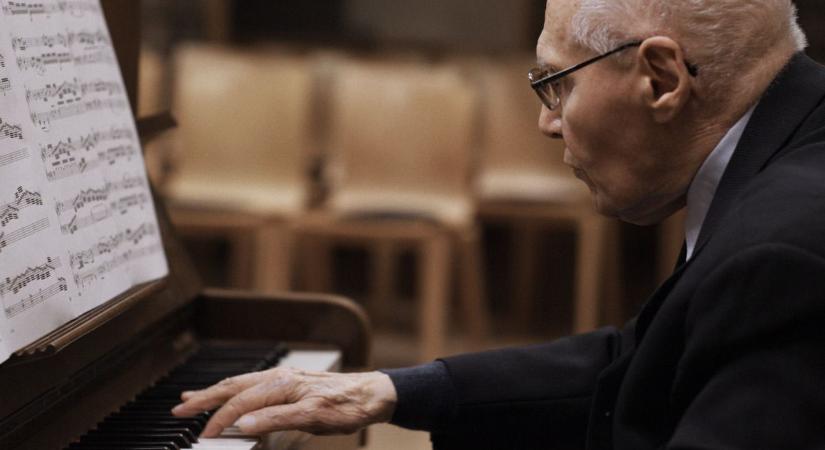 Kurtág György zenéje egy örökké tartó kézfogás – csodálatos film készült a százéves zseniről