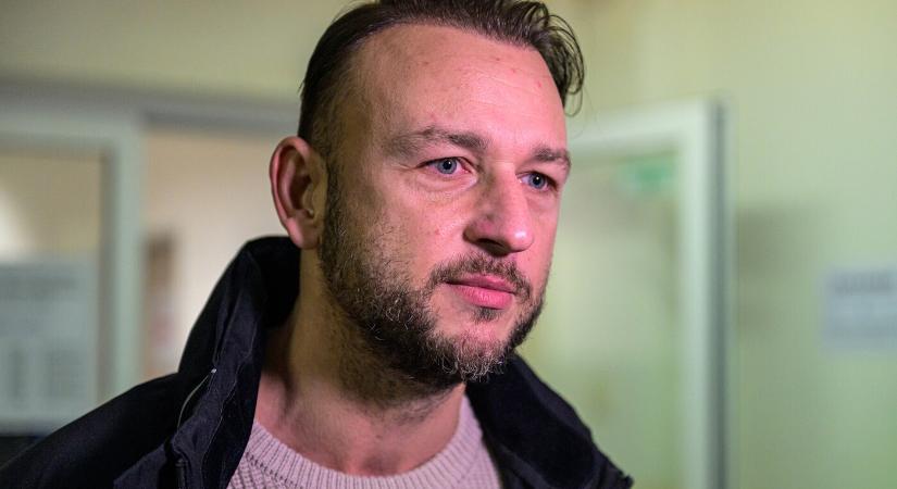 Šutaj Eštok szerint nem normális, hogy a korábbi kormány pótlás nélkül katonai felszerelést adott Ukrajnának