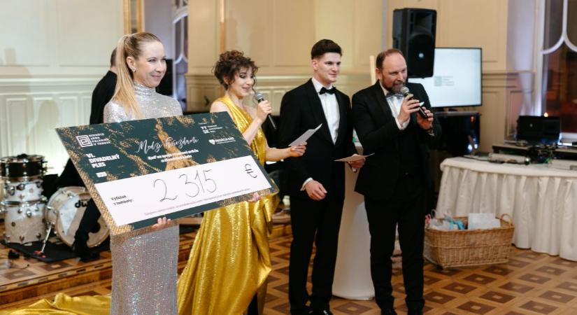 Jótékony célra fordítják a megyei bál bevételét Nagyszombatban