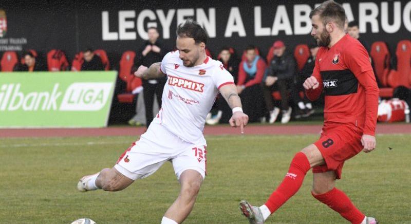 NB II: Újpest-játékos bombájával bukott pontokat az éllovas Honvéd, a Kövesd a dobogóra ugrott - videó