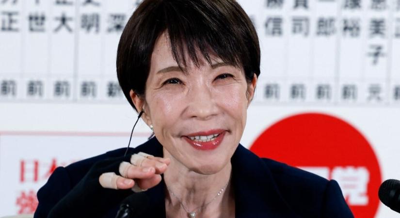 Az exit poll szerint nagyot nyert Takaicsi Szanae miniszterelnök pártja Japánban