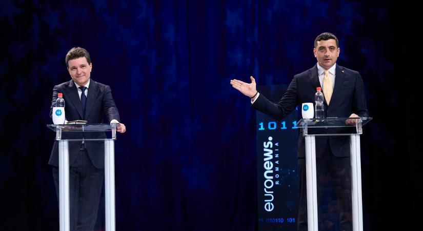 A román elnök nem ugrik Trump csettintésére