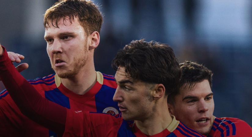 Kettőt egy csapásra: A Vasas győztes rangadón használta ki a Honvéd botlását - videó