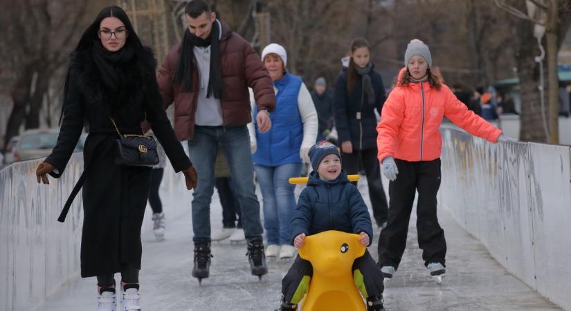 Bezárta kapuit a Kori liget (galéria)