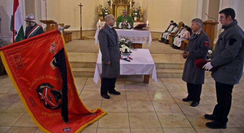 Akik elsőként érkeznek meg a káresetek helyszíneire (galéria)