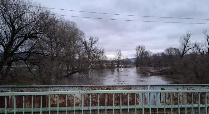 Olvad a hó, árad az Ipoly