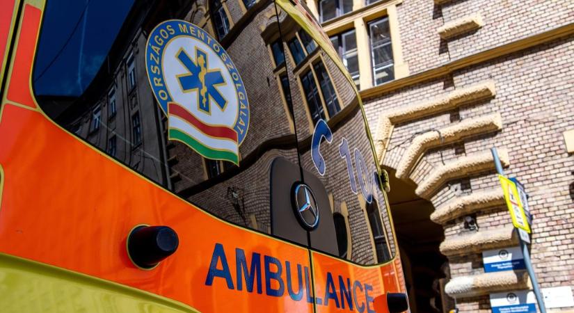 Egy órán át keresték a beteget a mentők, mire megtalálták, meghalt