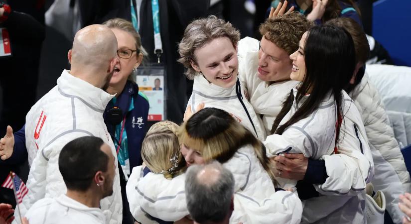 Az Egyesült Államok megvédte címét a műkorcsolyázók csapatversenyében a téli olimpián