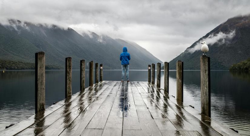 Őrült időjárási káosz csap le Magyarországra: havazással indul a hét, aztán meg 15 fok lesz