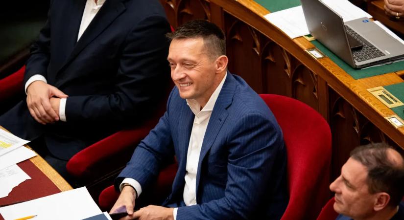 Legalább 119 milliárdot költött 2011 óta a kormány nemzeti konzultációra