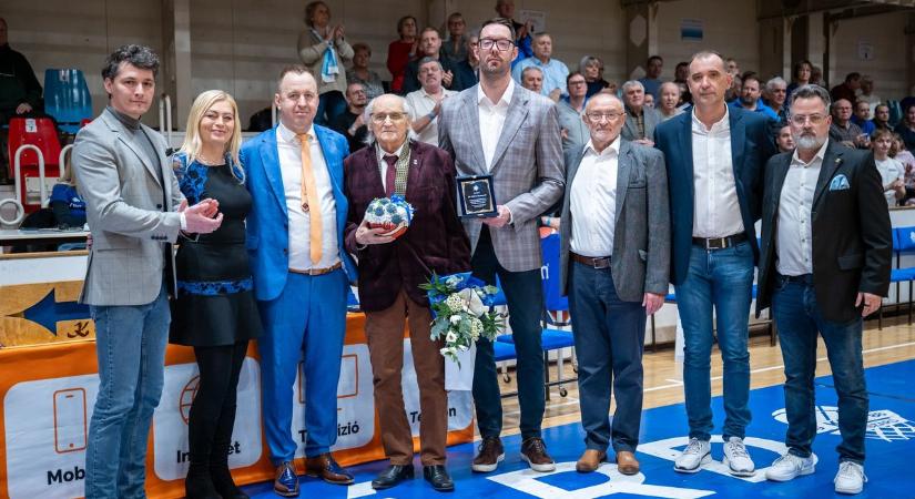 Életműdíjjal ismerte el dr. Sólyom Bódog munkásságát a szövetség (videó)