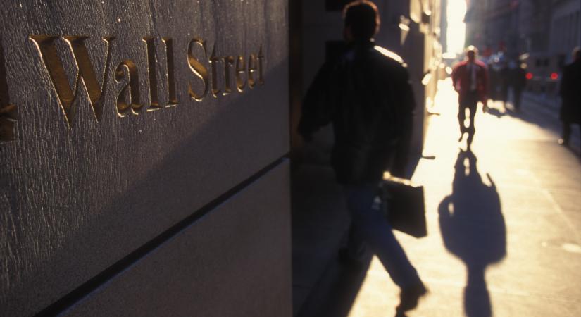 Tűkön ülnek a befektetők - brutális adatok jöhetnek Amerikából