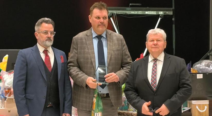 Nemcsak sportolni, de bálozni is nagyon tudnak Tamásiban (képgaléria)