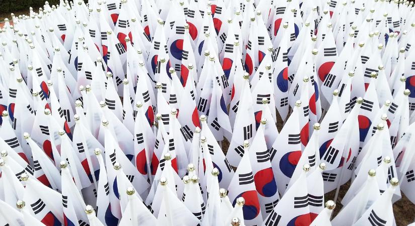 Halálbüntetés fenyegeti Dél-Korea ex-elnökét – 2. rész