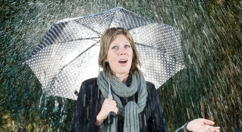 Kettészakad az ország, egyik felén eső, másik felén havazás