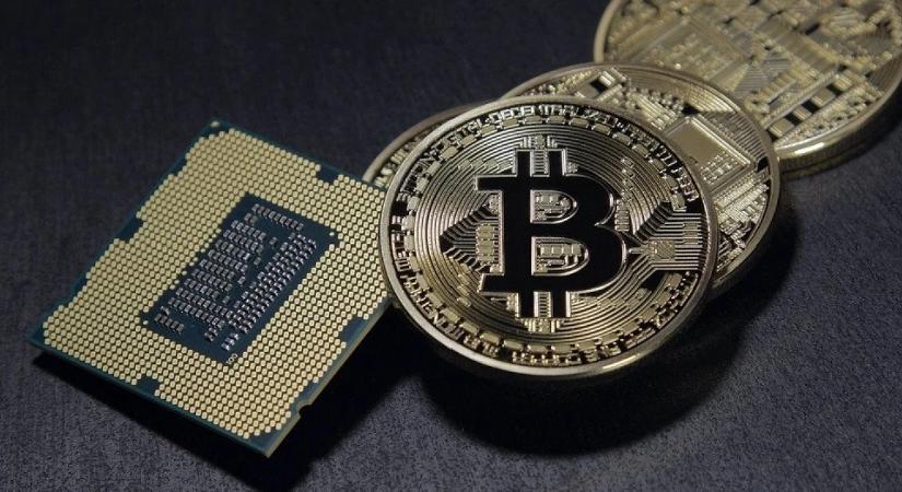 Véletlenül 12 ezer milliárd forintnyi bitcoin ment félre
