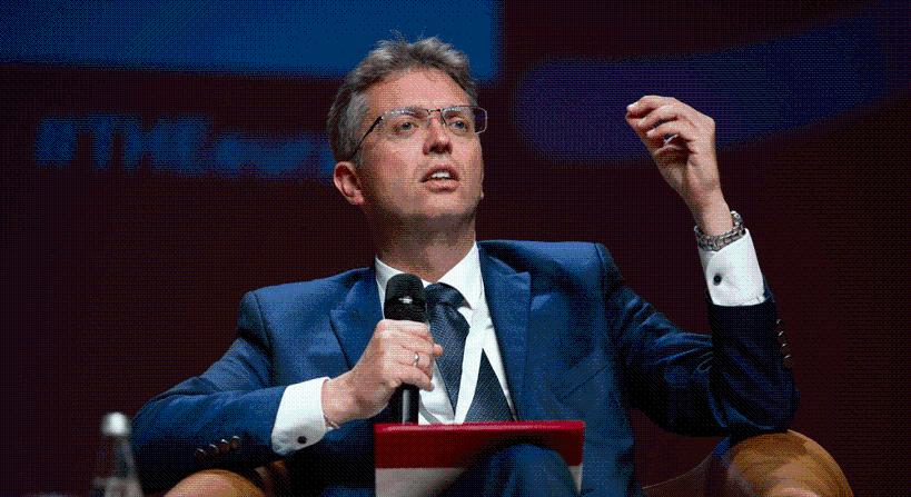 „A tény nem igazság, az igazság viszont tény” - így reagált Hankó Balázs a Tiszta Párt ígéreteire az Erasmus kapcsán