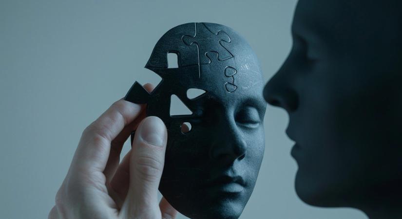 Igencsak furcsa kérdések a választások előtt