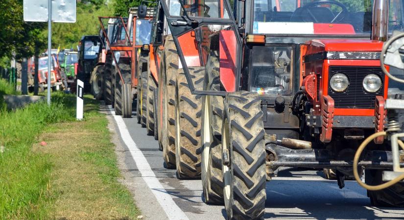 Új KRESZ: megszűnhet egy régi bosszúság a gazdák életében, tudtál róla?