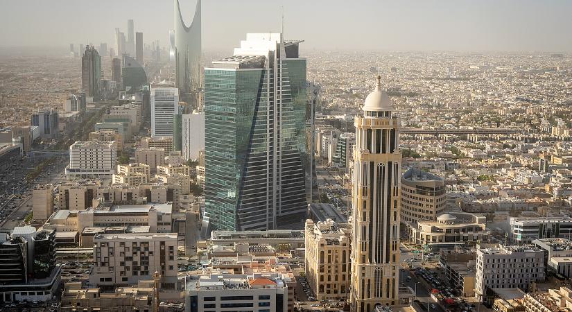 Mire készül a kormány? Diplomáciai gyorsítósávot épít a Közel-Keleten