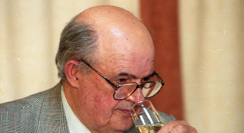 Politikusok, bankárok, sörgyárosok egy asztalnál – ilyen volt a baranyai borversenyek világa (GALÉRIA)