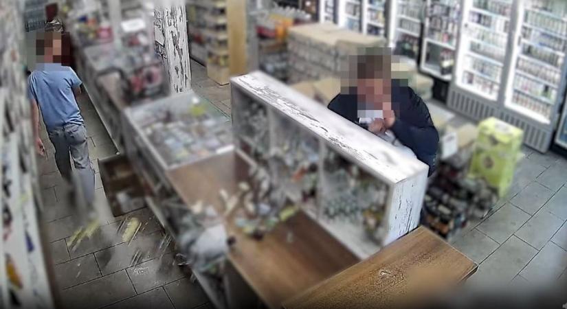 Ököllel törte össze a soproni üzlet üvegpultját a dühöngő férfi