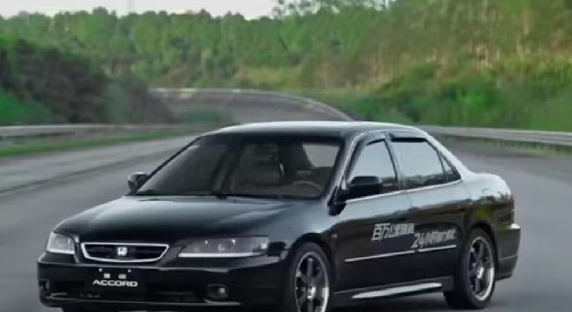 Egymillió kilométer után is megmutatta mire képes az öreg családi Honda