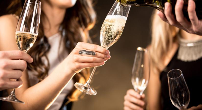 Pezsgőetikett: ezt nem árt tudni Valentin-nap előtt