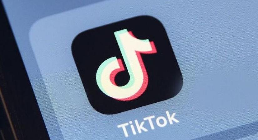 Betilthatják az EU-ban a TikTok-ot, mert drogokhoz hasonlóan működik