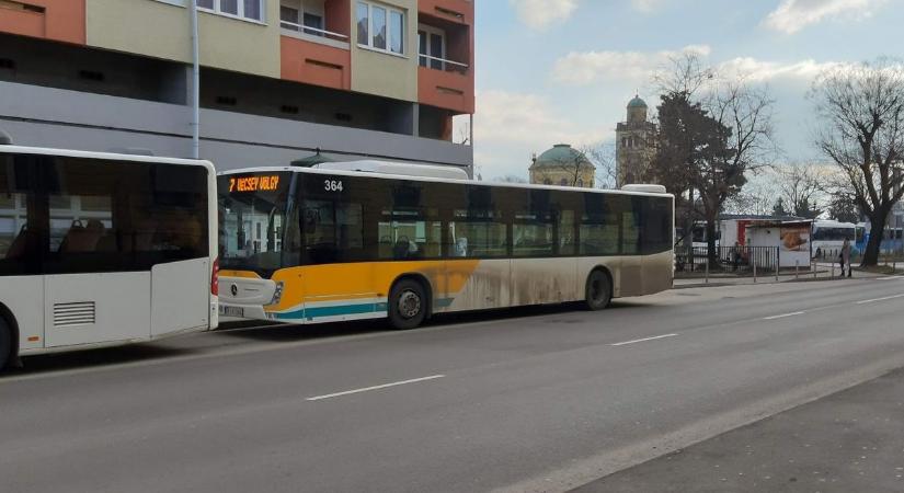 Szomorú, hogy ilyen megtörténhet – az egri buszon az árvasági igazolvány csak arra volt elég, hogy kinevessék a kislányt